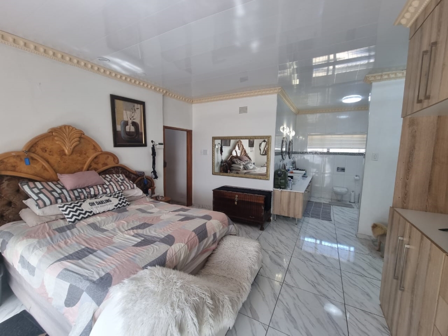 3 Bedroom Property for Sale in Lindequesdrif North West